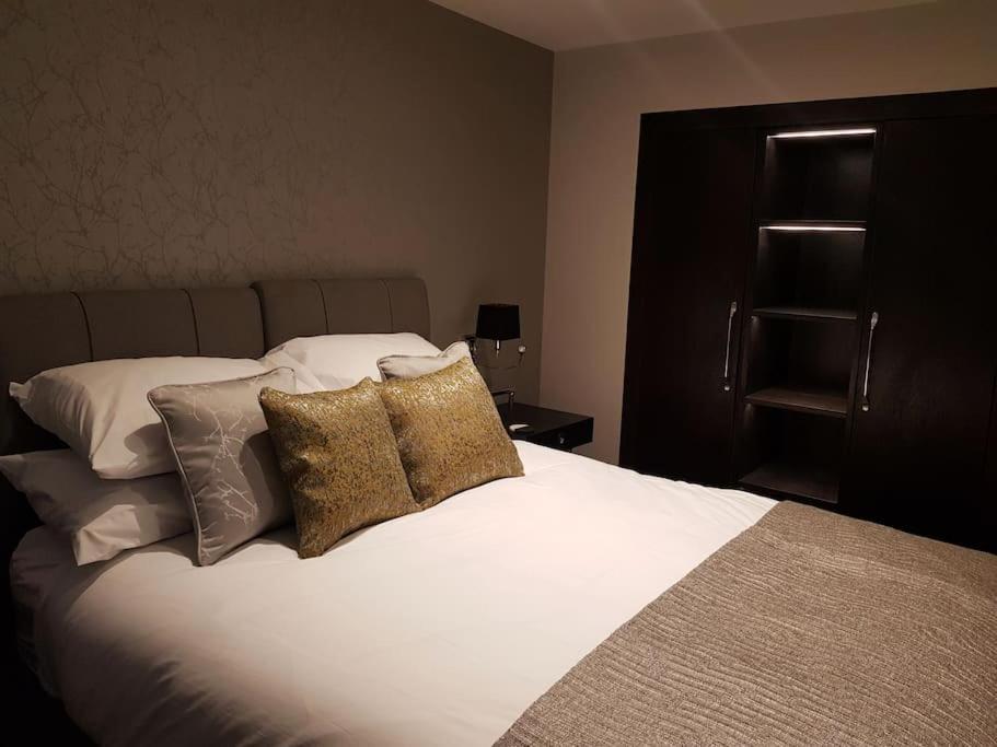 The Queens Head, Parkside Apartment 1 Burley in Wharfedale Exteriör bild